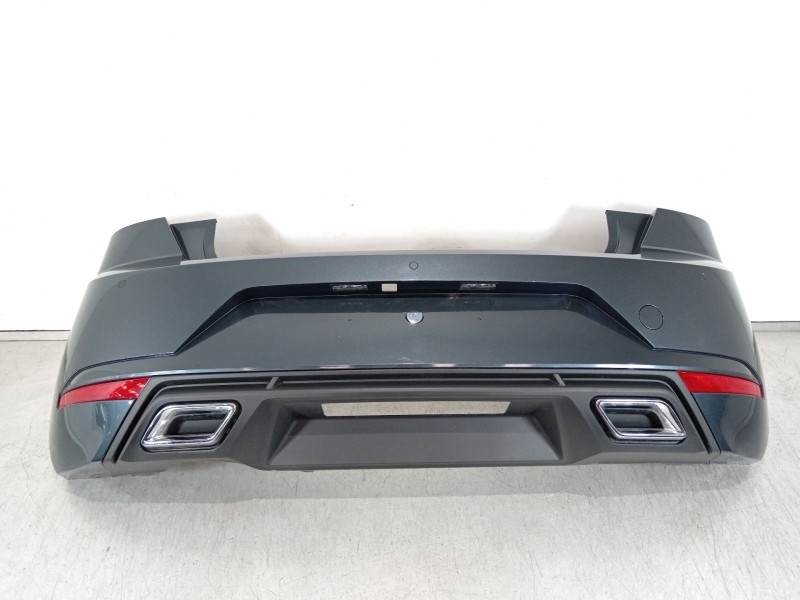 Recambio de paragolpes trasero para seat ibiza (kj1) fr ib referencia OEM IAM 6F0807421  