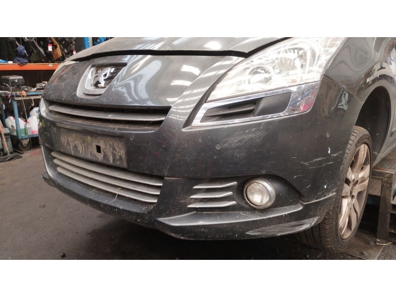 Recambio de paragolpes delantero para peugeot 5008 (0u_, 0e_) 1.6 hdi referencia OEM IAM 9687444577  