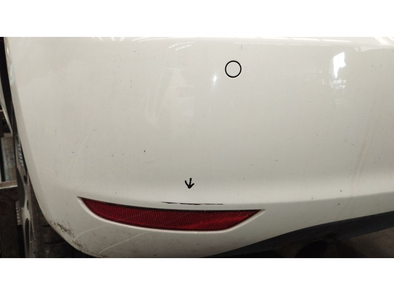 Recambio de paragolpes trasero para volkswagen golf vi (5k1) 1.6 tdi referencia OEM IAM 5K6807421  