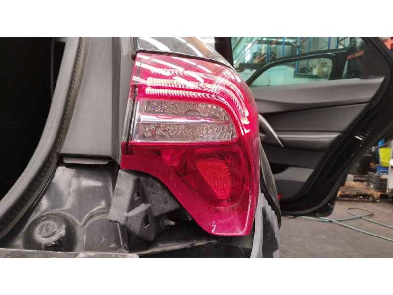 Recambio de piloto trasero derecho para citroën ds5 2.0 hdi 165 referencia OEM IAM 9803167780 26220210 