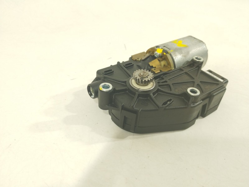 Recambio de motor techo electrico para citroën ds5 2.0 hdi 165 referencia OEM IAM 2224653C 1731706A 