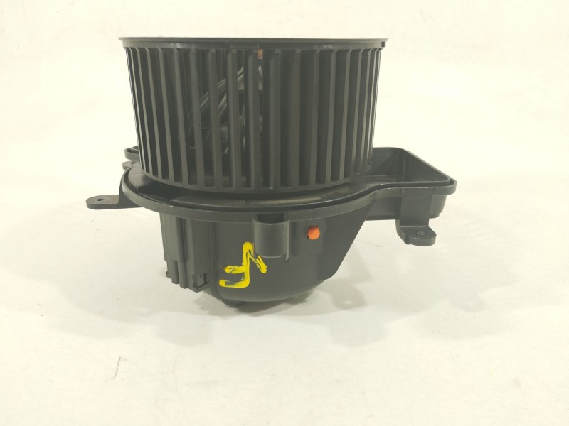 Recambio de ventilador calefaccion para citroën ds5 2.0 hdi 165 referencia OEM IAM T3953001 6441CP 
