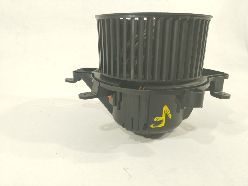 Recambio de ventilador calefaccion para citroën ds5 2.0 hdi 165 referencia OEM IAM T3953001 6441CP 