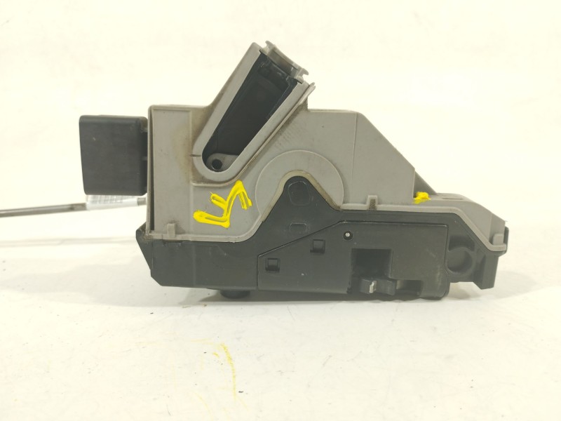 Recambio de cerradura puerta trasera derecha para citroën ds5 2.0 hdi 165 referencia OEM IAM 9686919680  