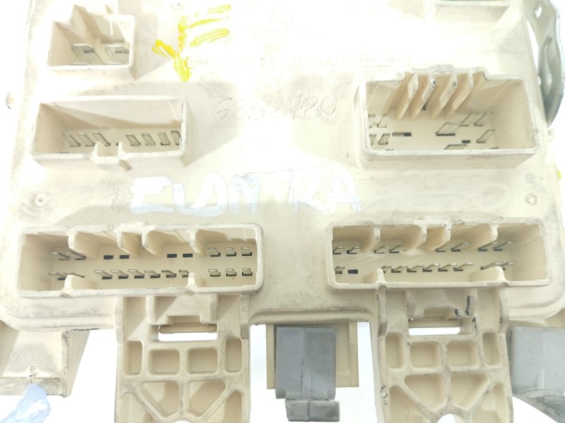Recambio de caja reles / fusibles para hyundai elantra iii sedán (xd) 2.0 crdi referencia OEM IAM 911102D001  