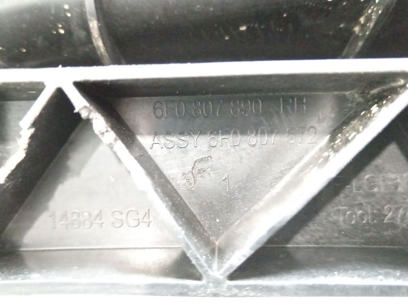 Recambio de soporte faro derecho para seat ibiza (kj1) fr ib referencia OEM IAM 6F0807572 6F0807890 