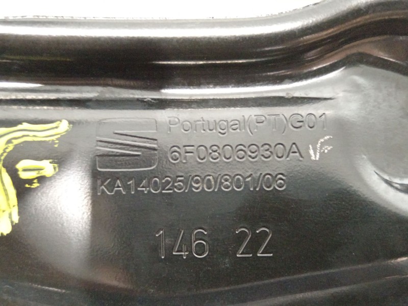 Recambio de travesaño superior para seat ibiza (kj1) fr ib referencia OEM IAM 6F0806930A  