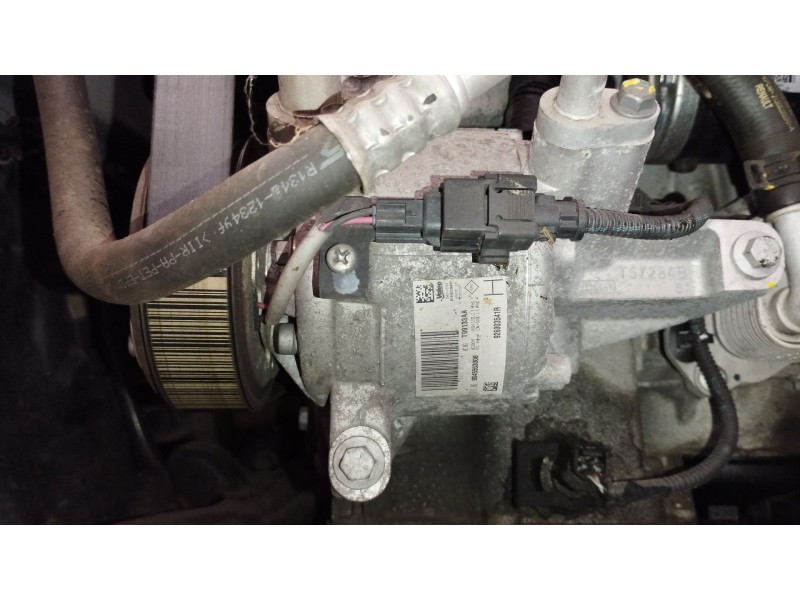 Recambio de compresor aire acondicionado para dacia sandero ii (b8_) tce 90 (b8m1, b8ma) referencia OEM IAM 926003541R  
