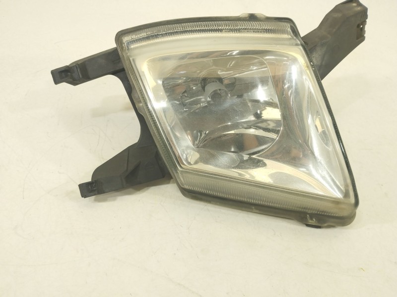 Recambio de faro antiniebla izquierdo para peugeot 407 (6d_) 2.0 (6drfnb, 6drfne) referencia OEM IAM 9641945680 42170748 