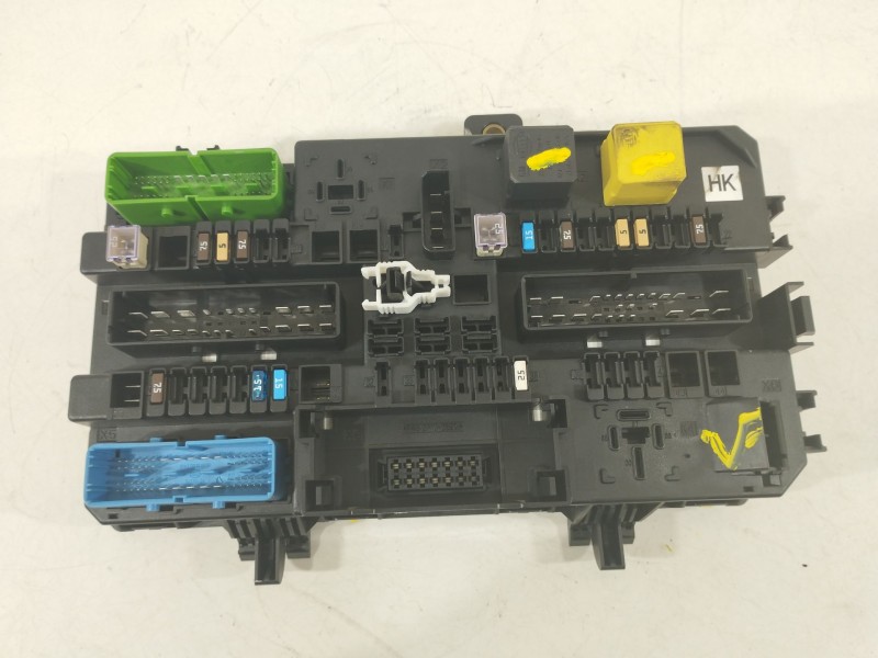 Recambio de caja reles / fusibles para opel astra h (a04) 1.7 cdti (l48) referencia OEM IAM 13206762 5DK00866932 