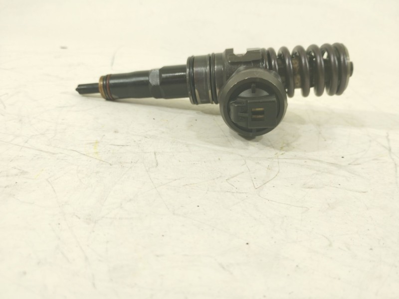 Recambio de inyector para skoda superb (3u4) collection referencia OEM IAM 038130073BH 0414720230 