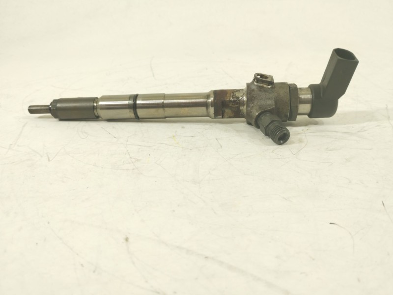 Recambio de inyector para seat altea xl (5p5, 5p8) 1.6 tdi referencia OEM IAM 03L130277B  