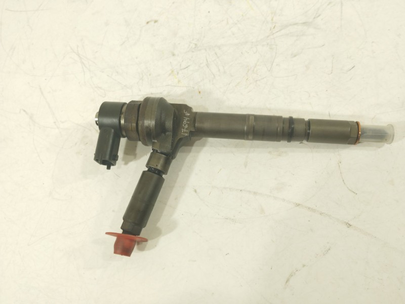 Recambio de inyector para opel astra h (a04) 1.7 cdti (l48) referencia OEM IAM 0445110175  