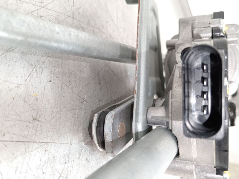 Recambio de motor limpia delantero para seat ibiza (kj1) fr ib referencia OEM IAM 6F1955113C 6F1955023L W000094852J