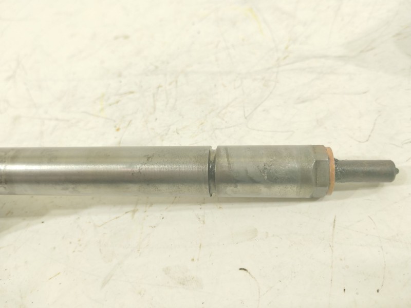 Recambio de inyector para ford fiesta iii (gfj) 1.8 d referencia OEM IAM 9657144580  
