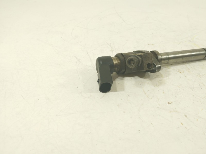 Recambio de inyector para ford fiesta iii (gfj) 1.8 d referencia OEM IAM 9657144580  