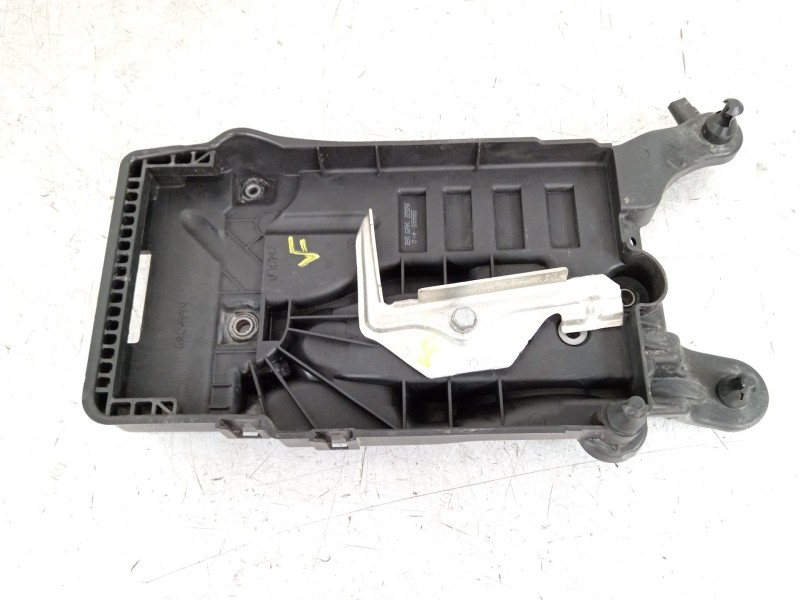 Recambio de soporte bateria para seat ibiza (kj1) fr ib referencia OEM IAM 2Q0915331  