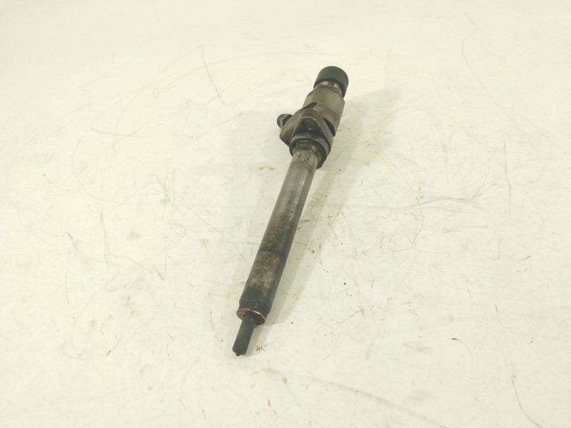 Recambio de inyector para ford fiesta iii (gfj) 1.8 d referencia OEM IAM 9657144580  