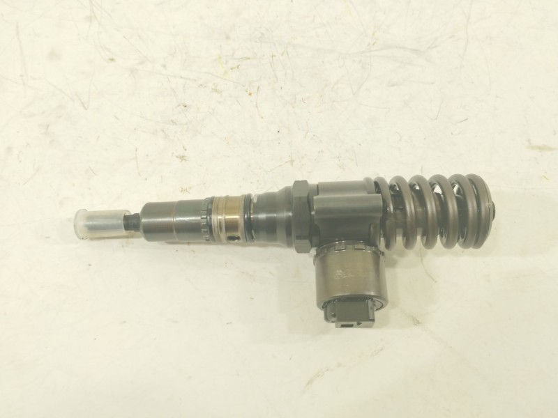 Recambio de inyector para audi a6 c6 (4f2) 2.0 tdi referencia OEM IAM 03G130073G 0414720404 