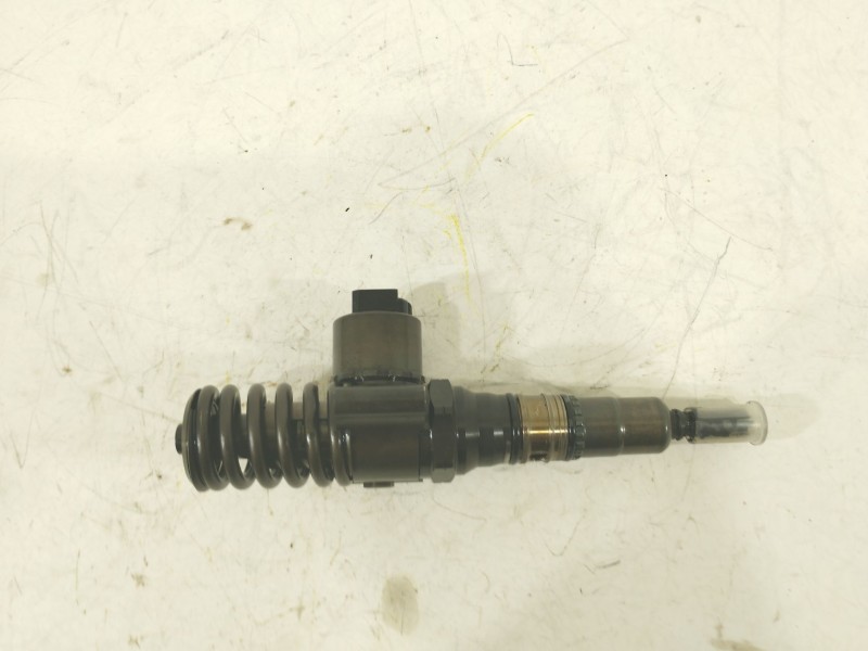 Recambio de inyector para audi a6 c6 (4f2) 2.0 tdi referencia OEM IAM 03G130073G 0414720404 