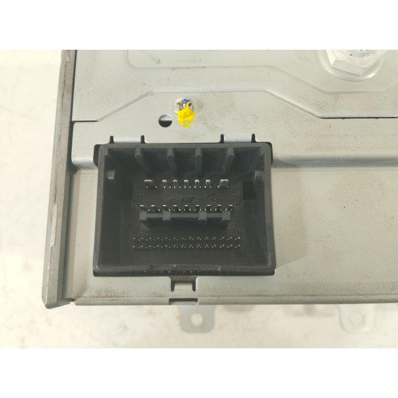 Recambio de sistema audio / radio cd para opel insignia a (g09) 2.0 cdti (68) referencia OEM IAM 13332702  