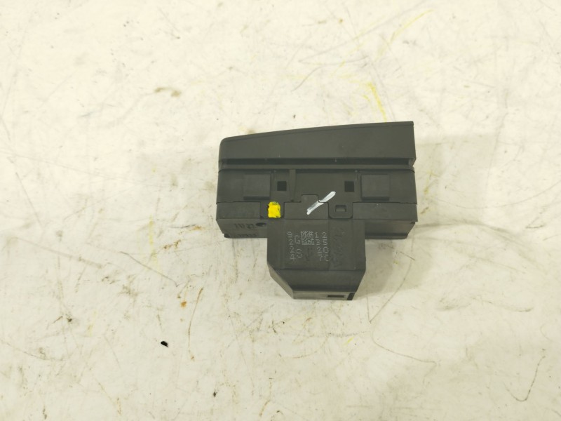 Recambio de interruptor para opel insignia a (g09) 2.0 cdti (68) referencia OEM IAM 13272500  