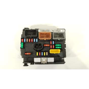 CAJA RELES / FUSIBLES 9667199680 6500HV