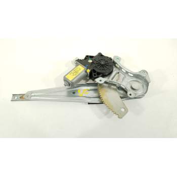 ELEVALUNAS TRASERO DERECHO 827311HB1A 827003VV 