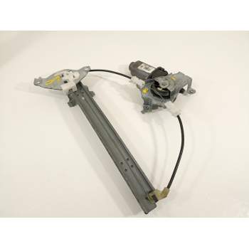 ELEVALUNAS TRASERO DERECHO 82700JD40A 