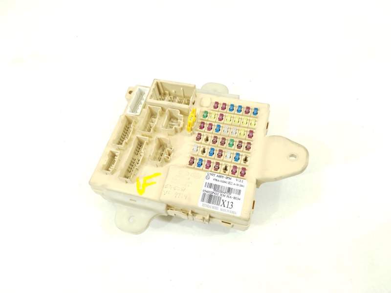 CAJA RELES / FUSIBLES 954002P422 
