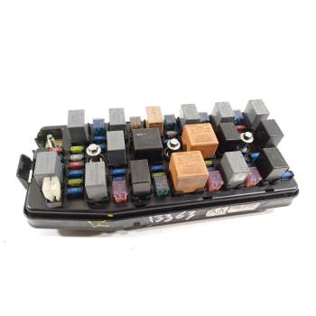CAJA RELES / FUSIBLES 07212D 