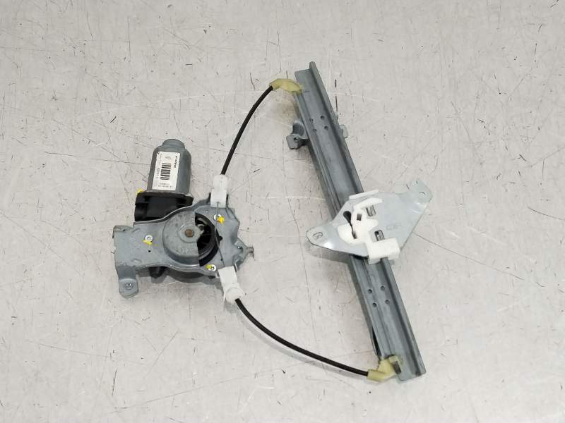 ELEVALUNAS TRASERO IZQUIERDO 82701JD400 402191A