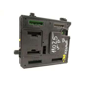 CAJA RELES / FUSIBLES 284B17288R 