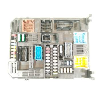 CAJA RELES / FUSIBLES 9832880280 28709099 