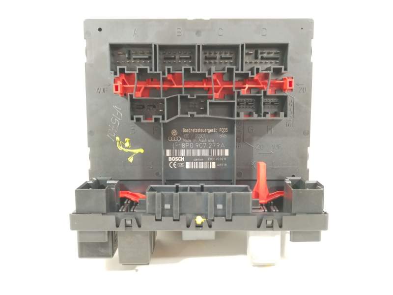 CAJA RELES / FUSIBLES 8P0907279A F005V00219 