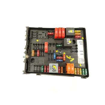 CAJA RELES / FUSIBLES 1K0937124K 