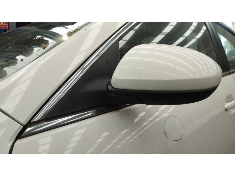 RETROVISOR IZQUIERDO GS1F69180C85 