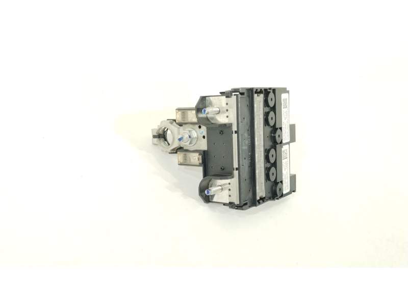 CAJA RELES / FUSIBLES 240126UB3C 