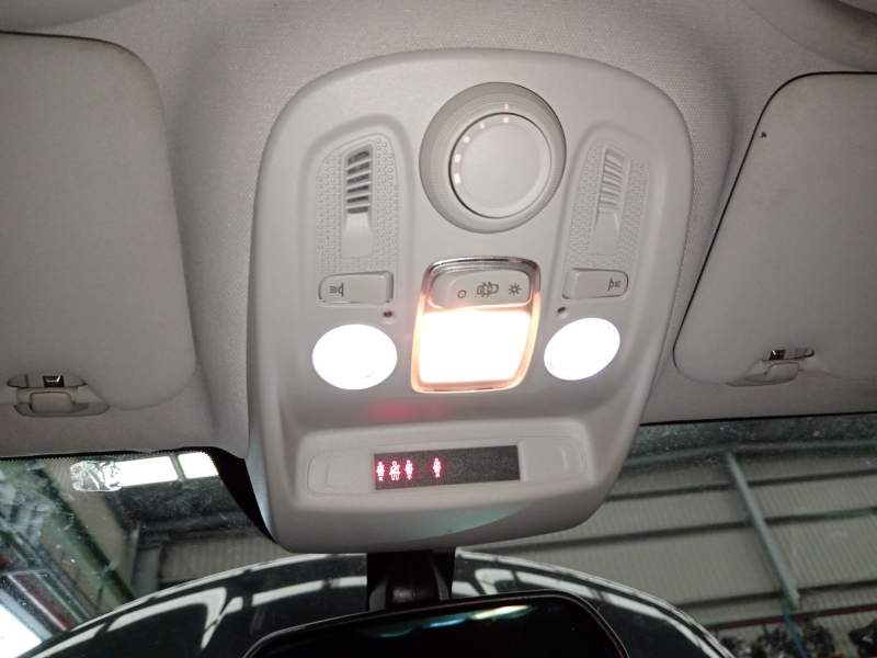 LUZ INTERIOR 