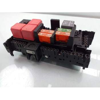 CAJA RELES / FUSIBLES 2059068501 529881F08 