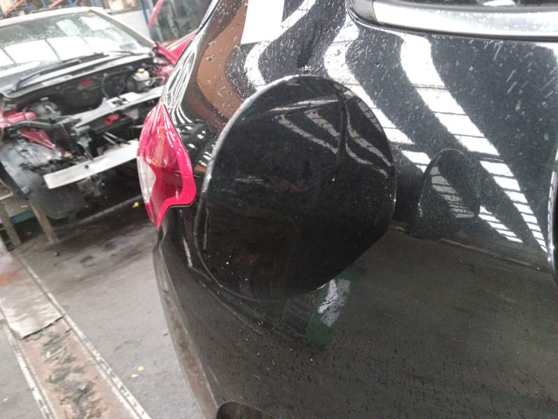 TAPA EXTERIOR COMBUSTIBLE 