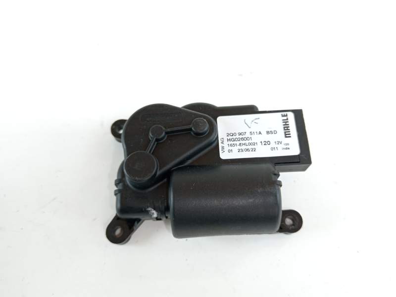 MOTOR APERTURA TRAMPILLAS CLIMATIZADOR 2Q0907511A HG026001 