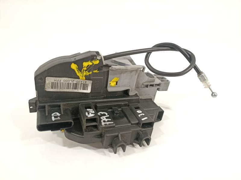 CERRADURA PUERTA TRASERA DERECHA 814202L000 