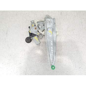 ELEVALUNAS DELANTERO IZQUIERDO 6982002330 857100D100 