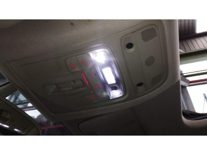 LUZ INTERIOR 