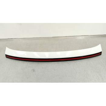 PILOTO TRASERO CENTRAL 92409BE010SAW 87310BE000 92409BE000