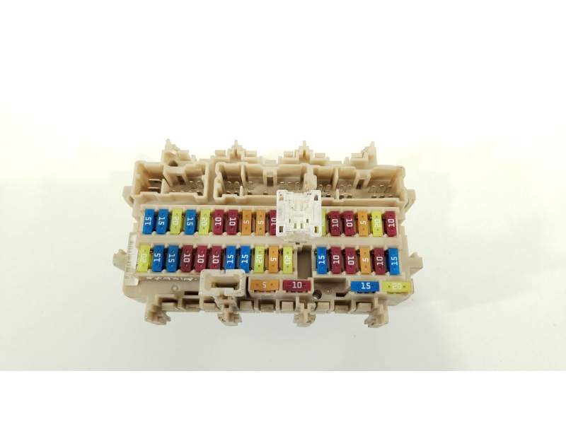 CAJA RELES / FUSIBLES 243504EB0C 4EB0C