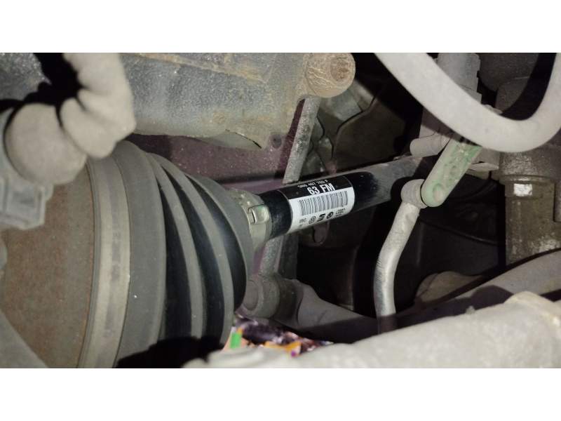TRANSMISION DELANTERA IZQUIERDA 5N0407763F 