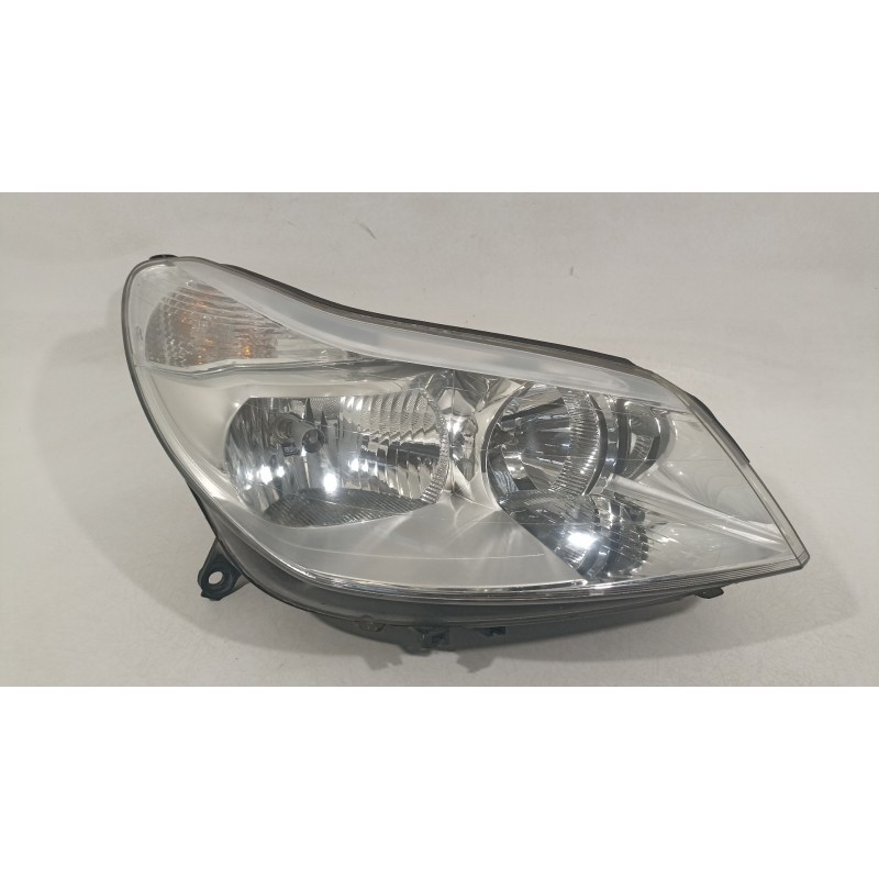 Recambio de faro derecho para citroen c5 berlina attraction referencia OEM IAM 9650055889 89900018 