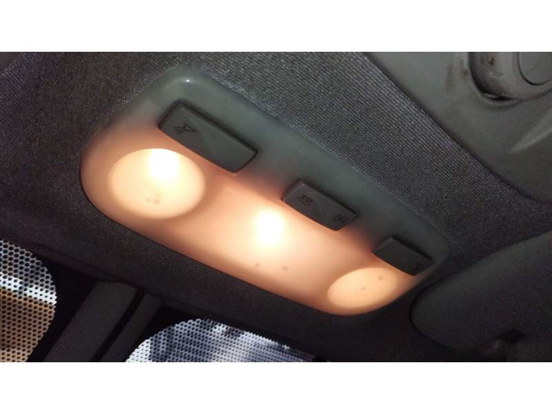 LUZ INTERIOR 